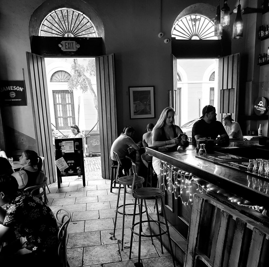 If You Love Craft Beer, Don't Miss La Taberna Lúpulo